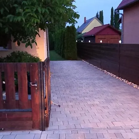 Appartamento Gabriella Nyaralo Balatonmáriafürdő